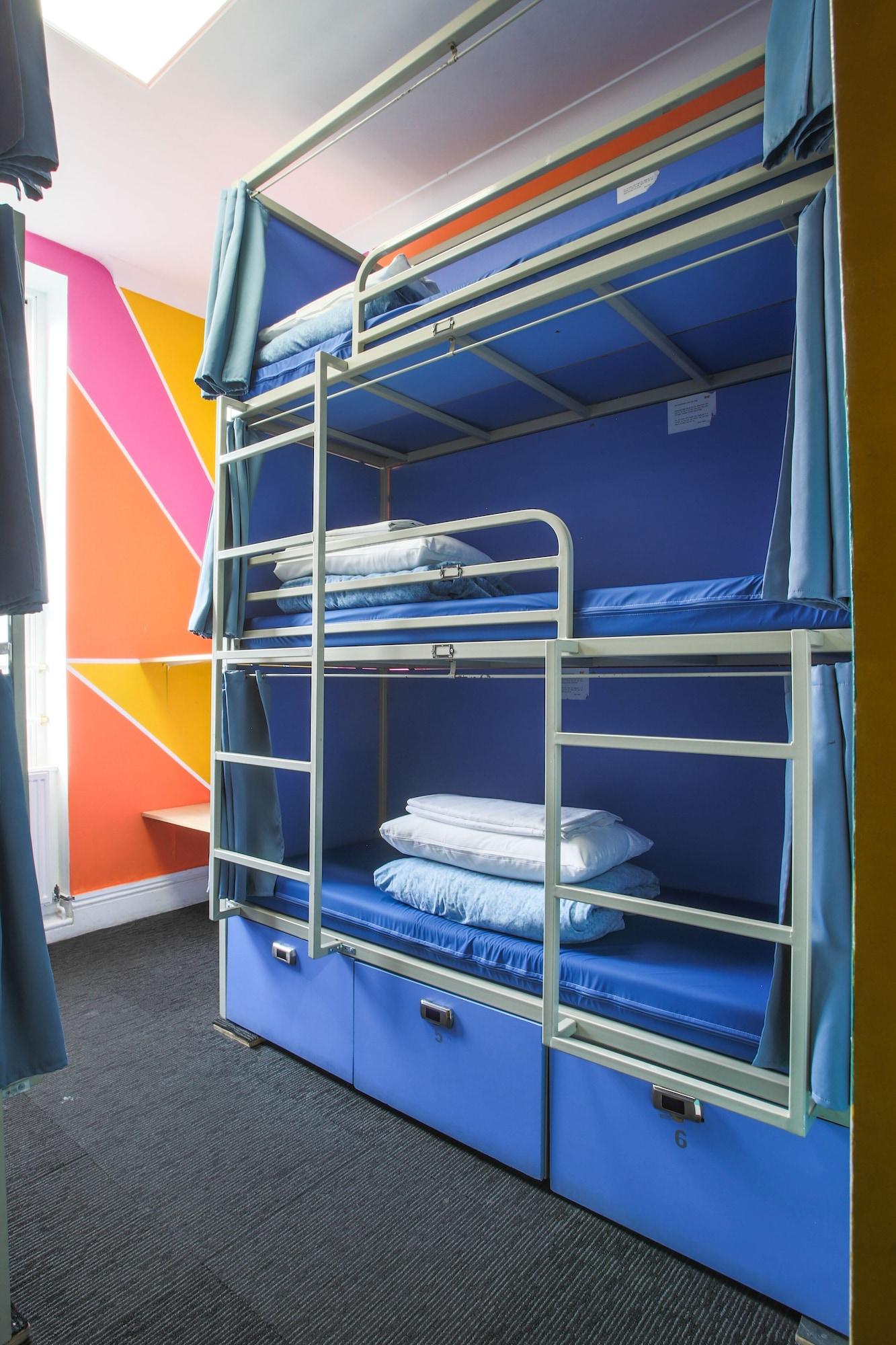 Smart Hyde Park View Hostel Londen Buitenkant foto